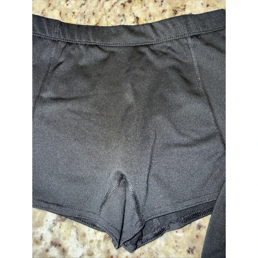 BCG girls Sz M 8-10 black biker‎ shorts. Comfortable, versatile   1452